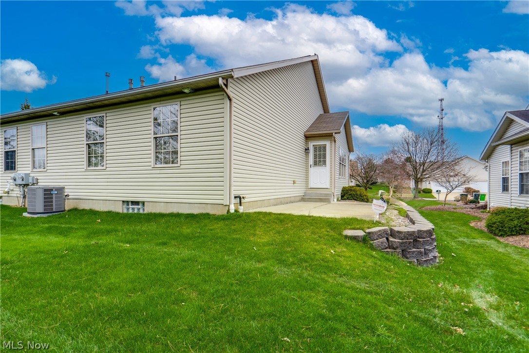 University Villa Condo Ph 03 - Residential