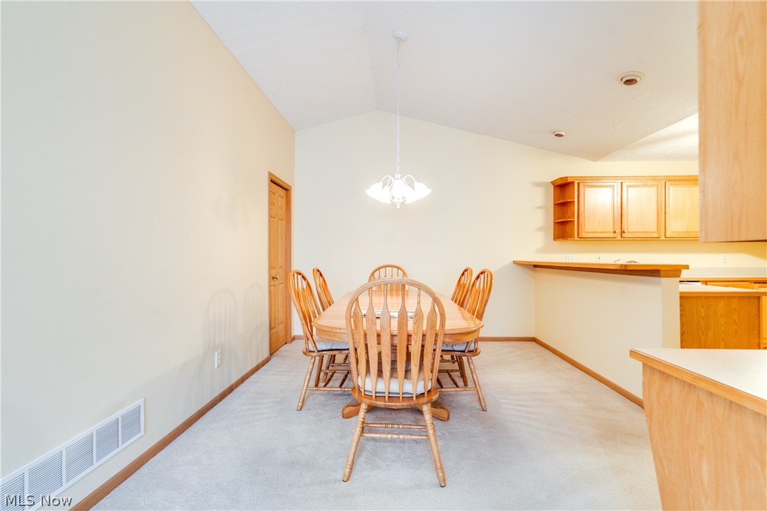 University Villa Condo Ph 03 - Residential