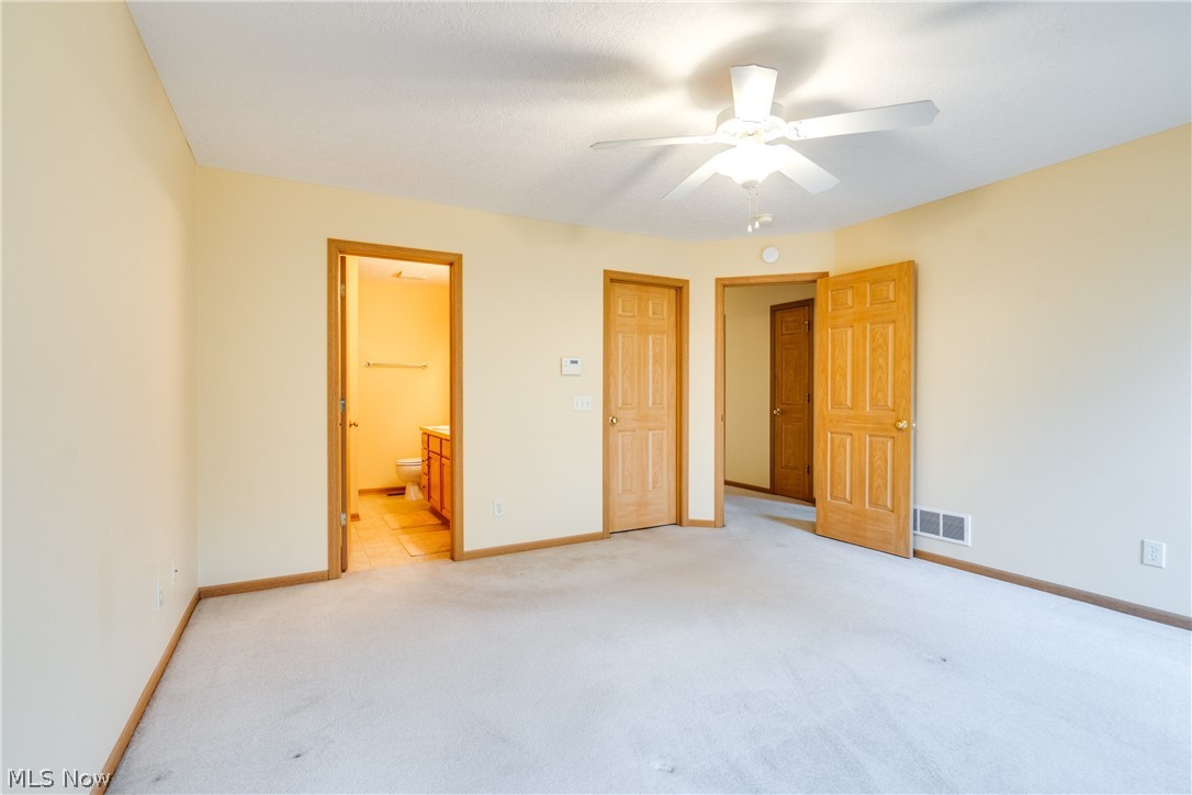 University Villa Condo Ph 03 - Residential