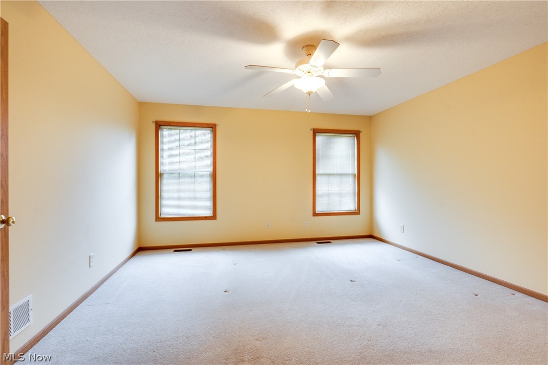 University Villa Condo Ph 03 - Residential