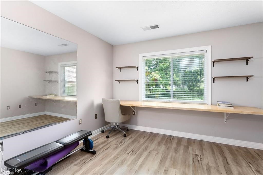 Brookledge Commons Condos - Residential