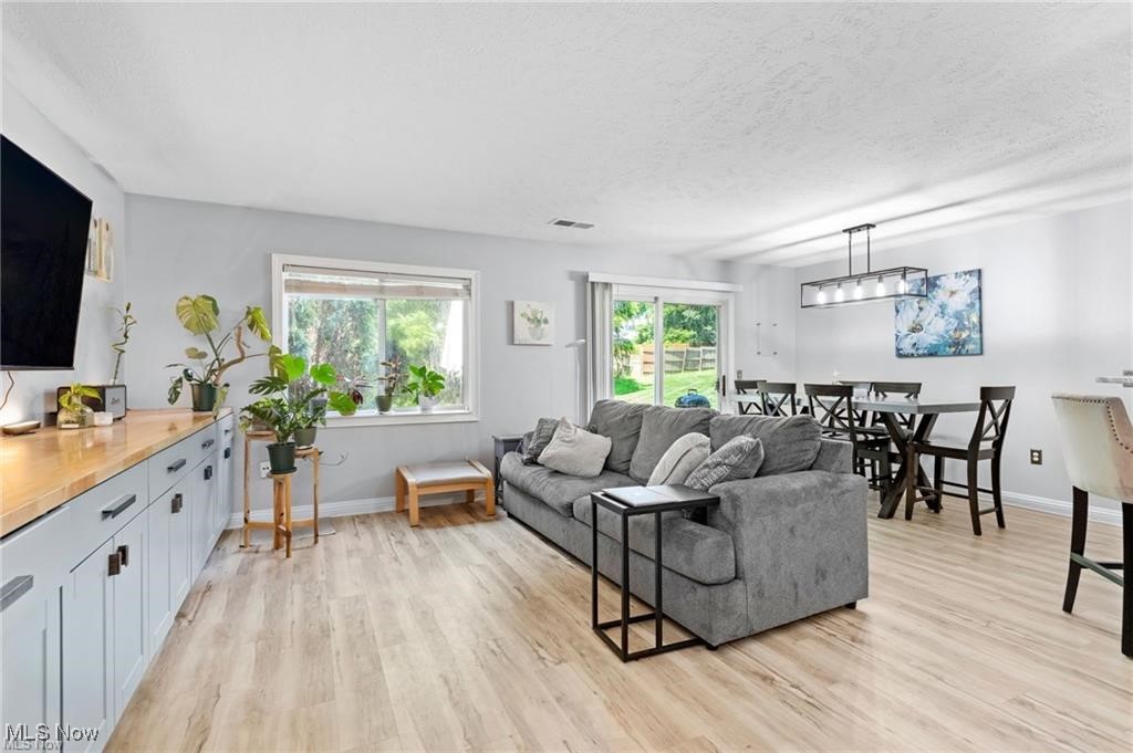 Brookledge Commons Condos - Residential