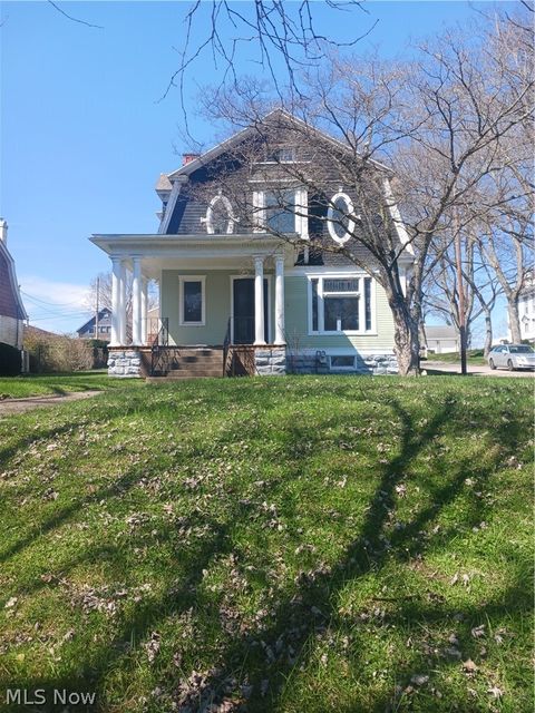 Homes For Sale - 315 Muskingum Drive<br/> Marietta, OH 45750