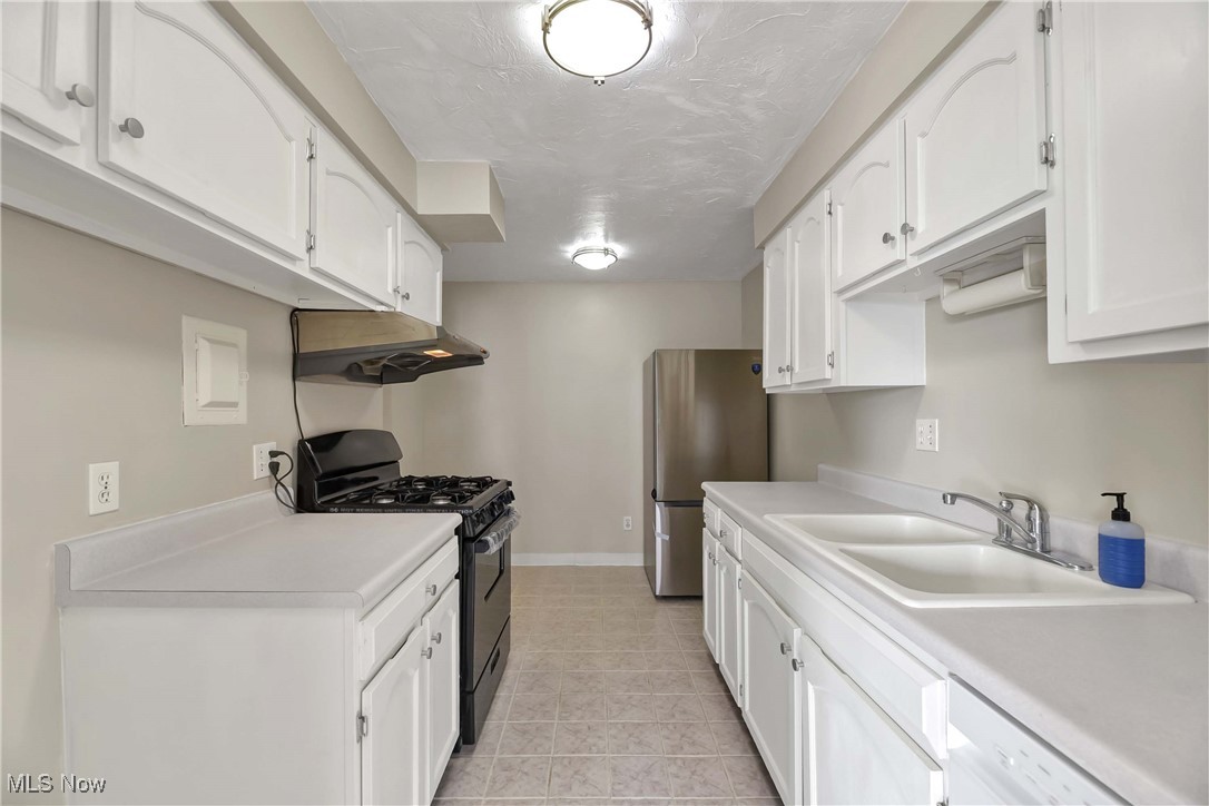 The Carlyle - Residential Lease