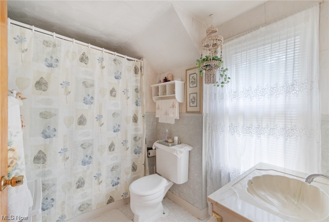 Bungalow Terrace - Residential