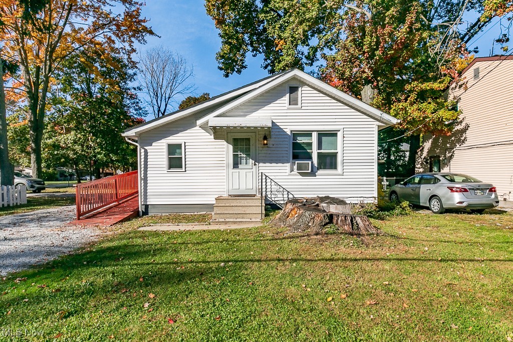 5612 Hopkins Road, Mentor, Ohio image 1