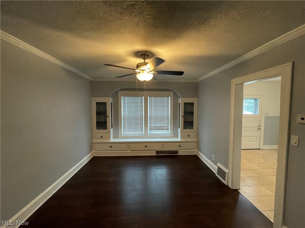 Lorain Heights 02 - Residential Lease