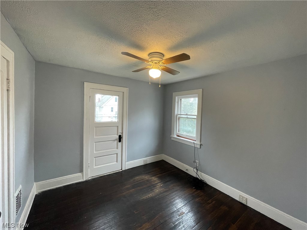 Lorain Heights 02 - Residential Lease