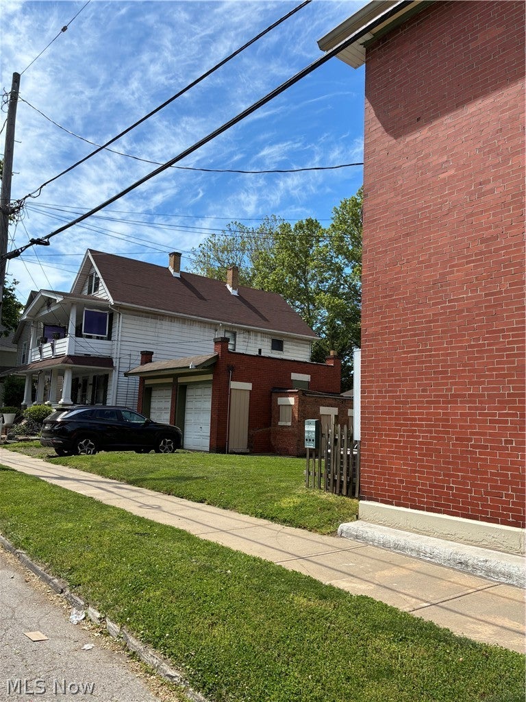 2598 W 10th Street