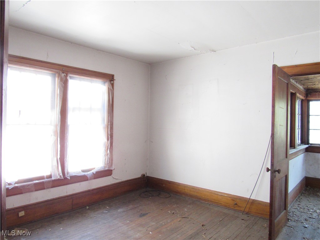 325 Hillwood Drive, Akron, Ohio image 19