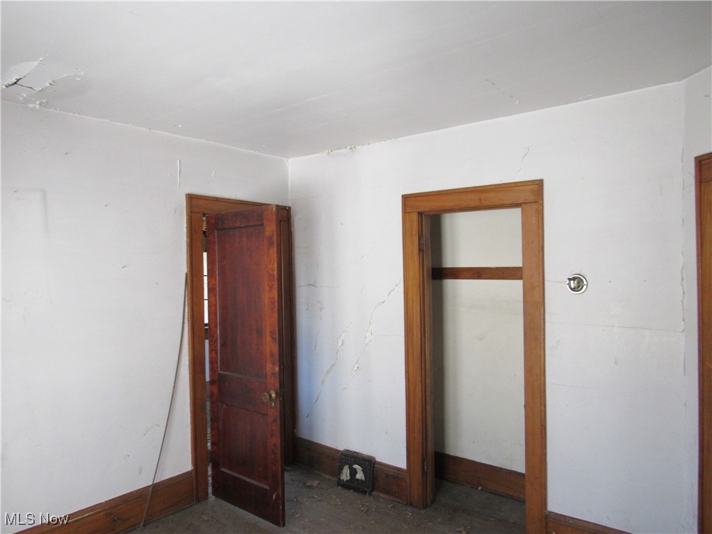 325 Hillwood Drive, Akron, Ohio image 20