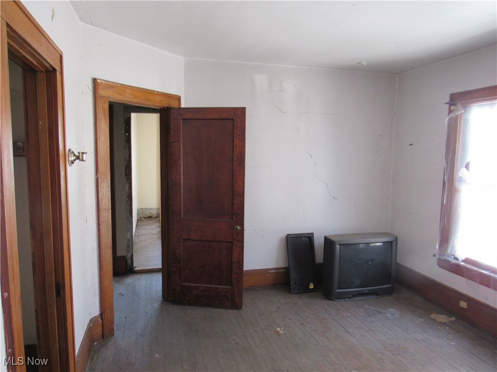 325 Hillwood Drive, Akron, Ohio image 24