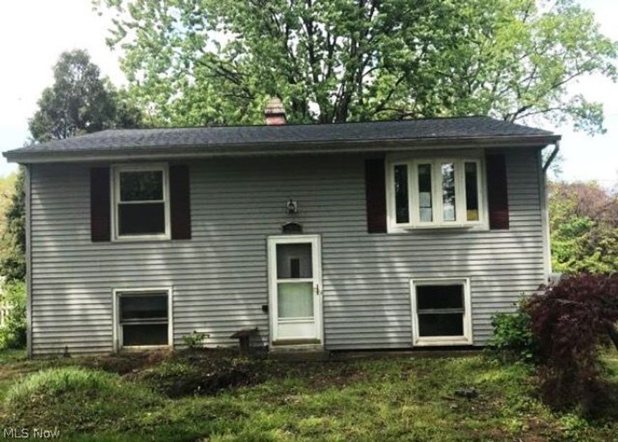 Nice split level home with three bedrooms, two baths. Detached garage and mature trees on the lot providing shade and privacy. Yes, there are upgrades needed so bring your ideas and see what you can accomplish here.