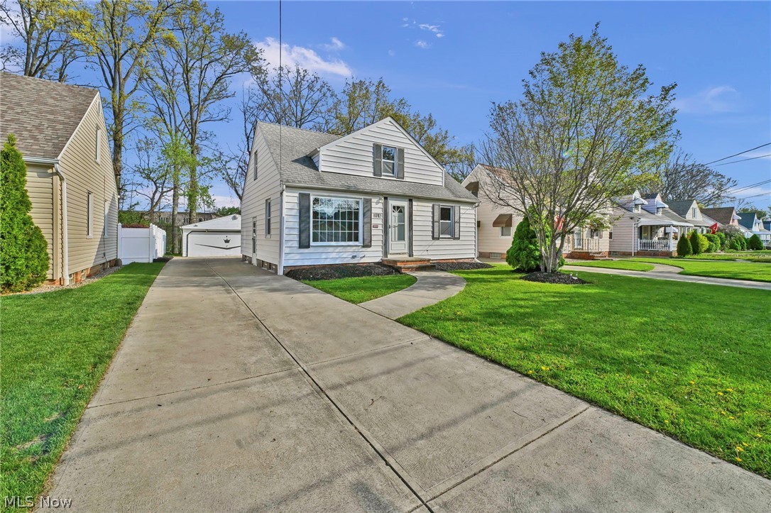 E Morans Tuxedo Farms Sub - Residential