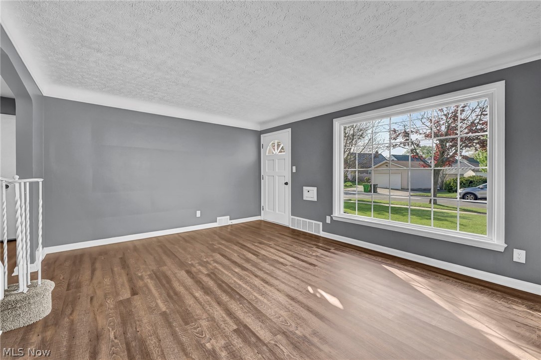 E Morans Tuxedo Farms Sub - Residential