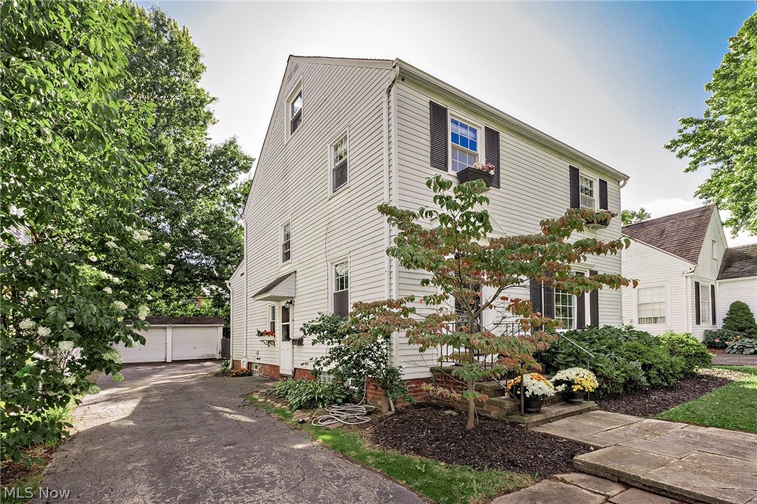 1693 Maywood Road