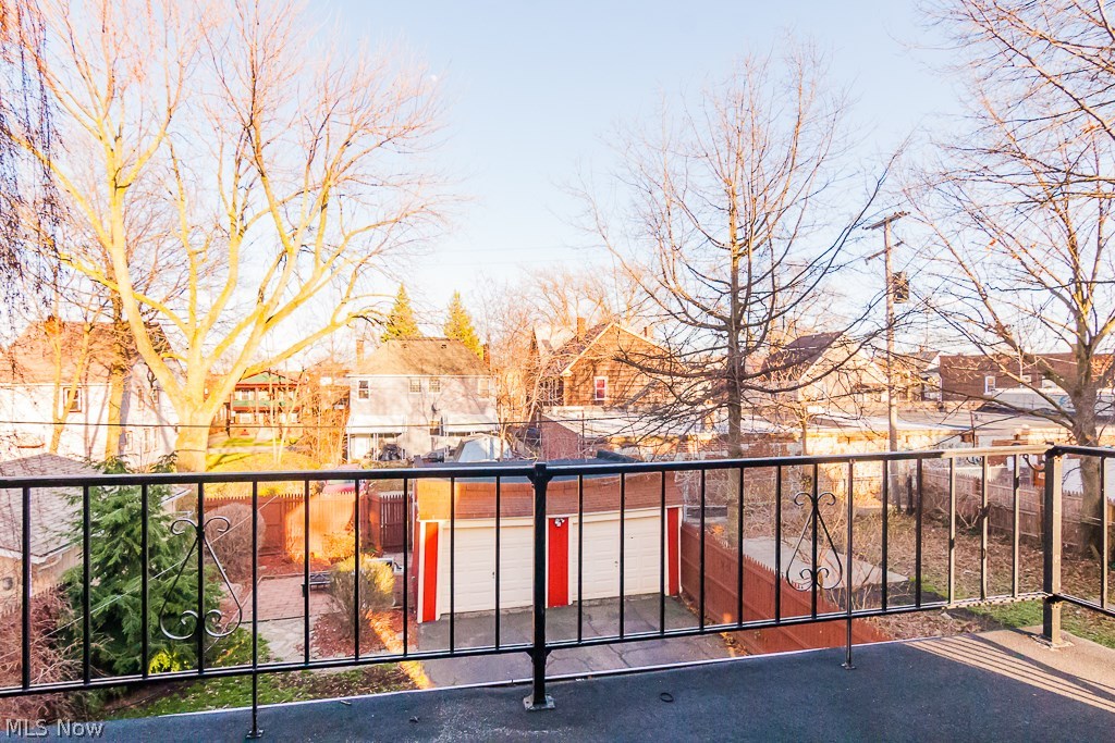 Leonard Schilling's - Residential