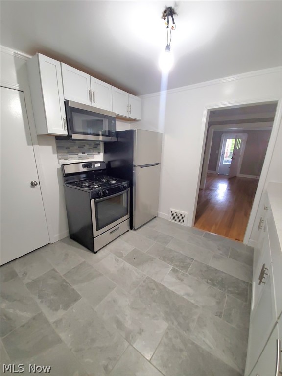 W G Naumann 02 - Residential