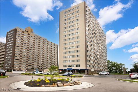 12520 Edgewater Drive Unit 1005, Lakewood, OH 44107 - #: 5131274