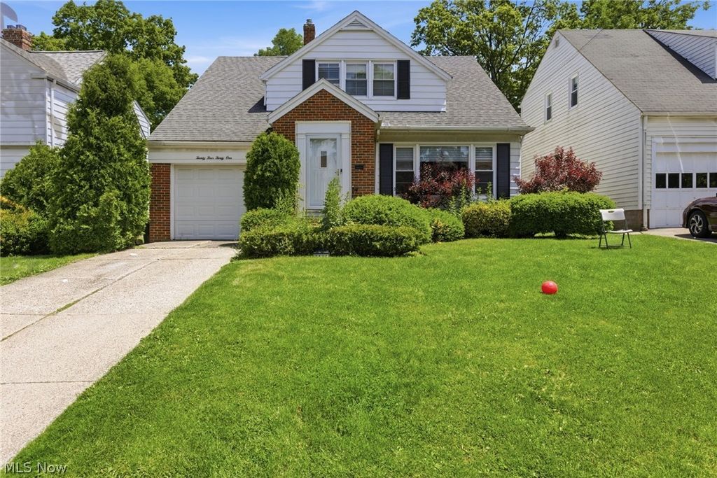 Photo of 2431 White Road, University Heights, OH 44118 (MLS # 5215328)