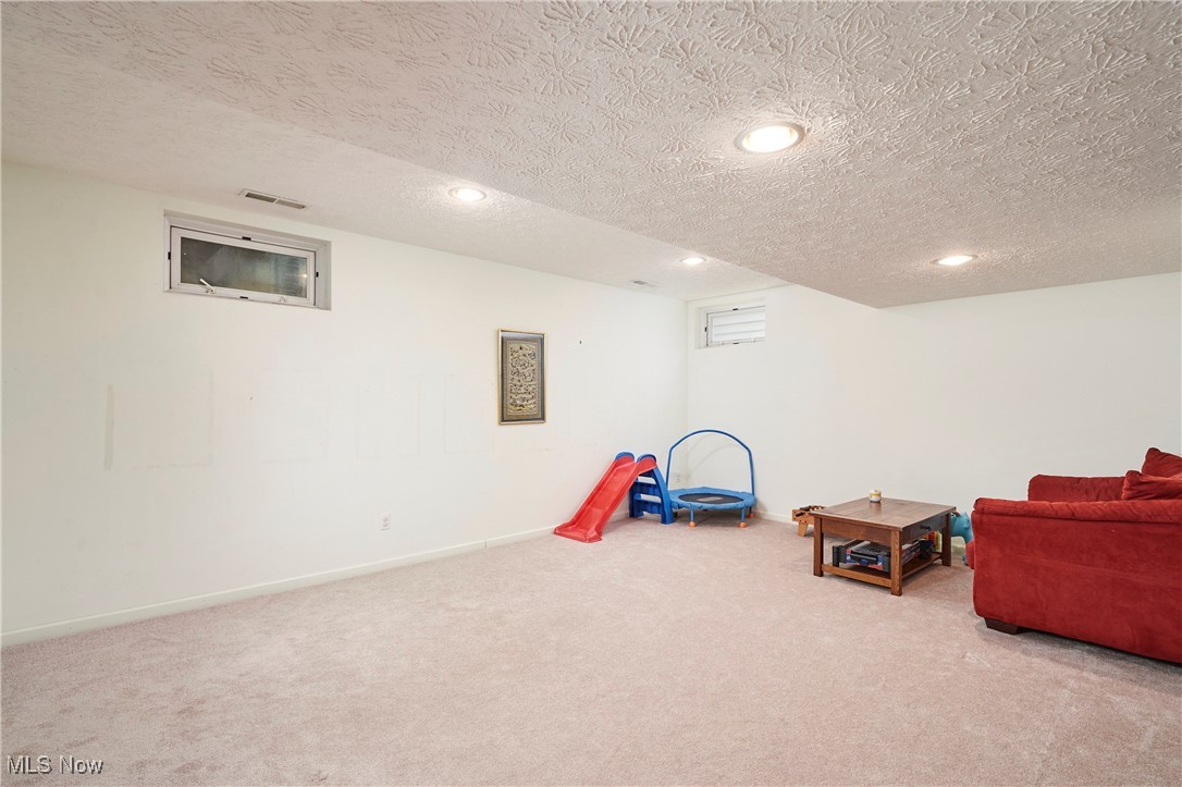 Akron, Ohio 44333, United States, 4 Bedrooms Bedrooms, ,3 BathroomsBathrooms,Residential,Active,159764