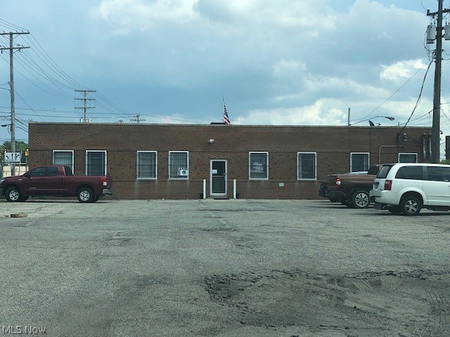 Warrensville - Commercial Sale