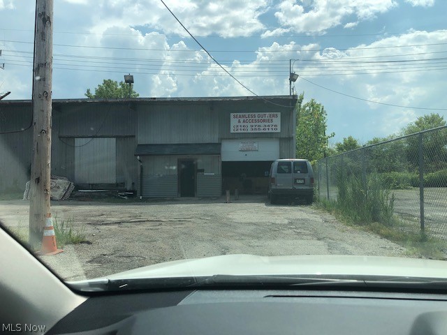 Warrensville - Commercial Sale
