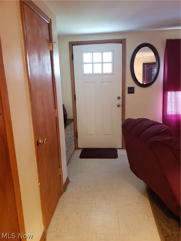 Canton - Residential Income