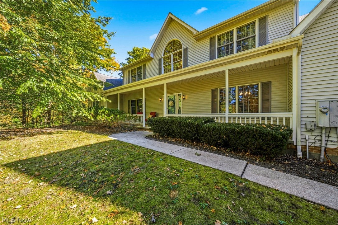 10893 Lakebrook Drive