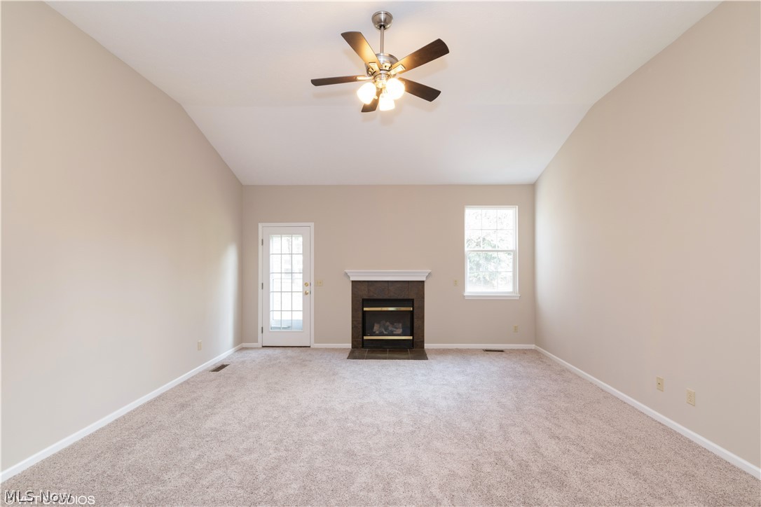 The Falls Condo - Residential