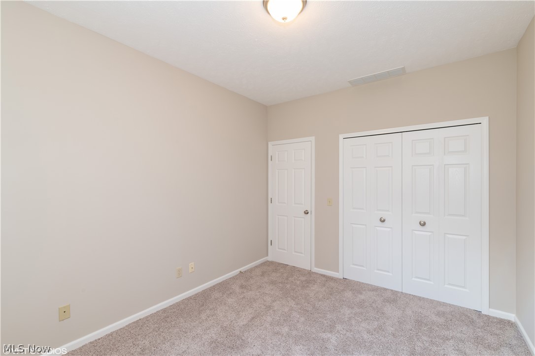 The Falls Condo - Residential