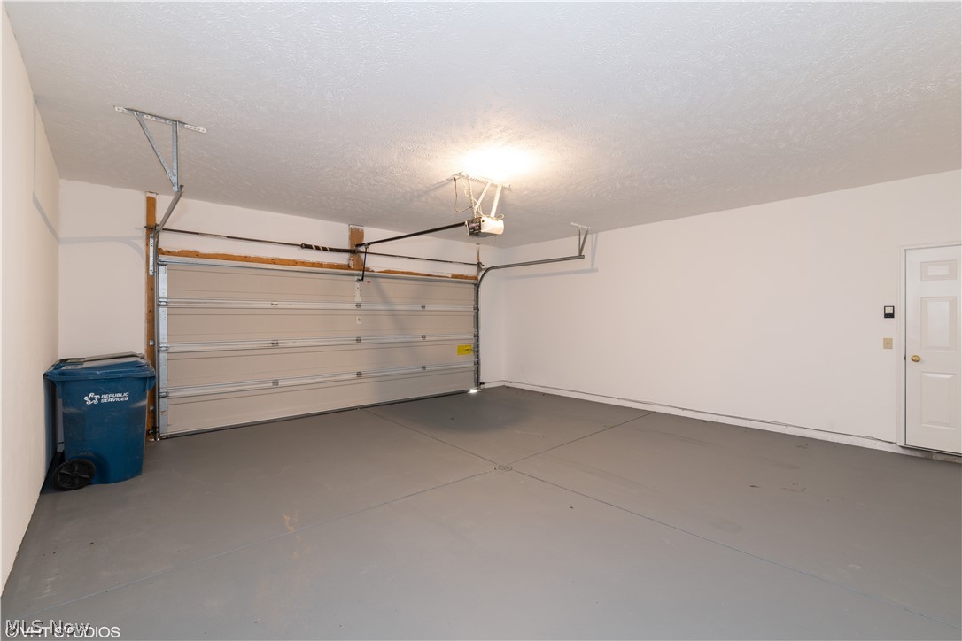 The Falls Condo - Residential