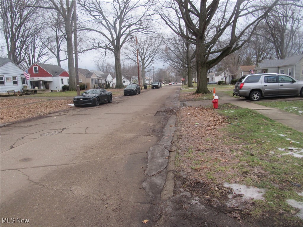 529 Cornell Avenue, Elyria, Ohio image 6