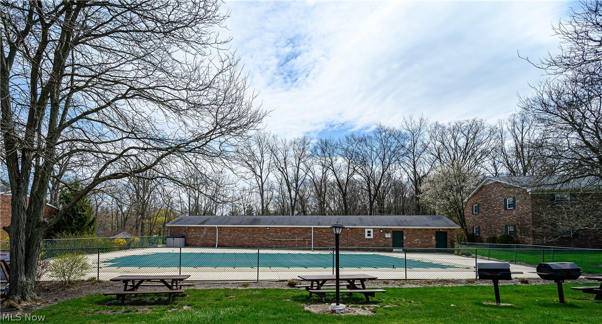 Carriage Hill Condo - Residential