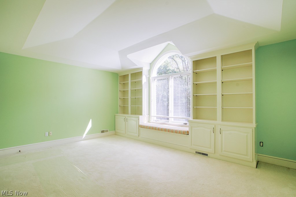 Hunt Club Hudson - Residential