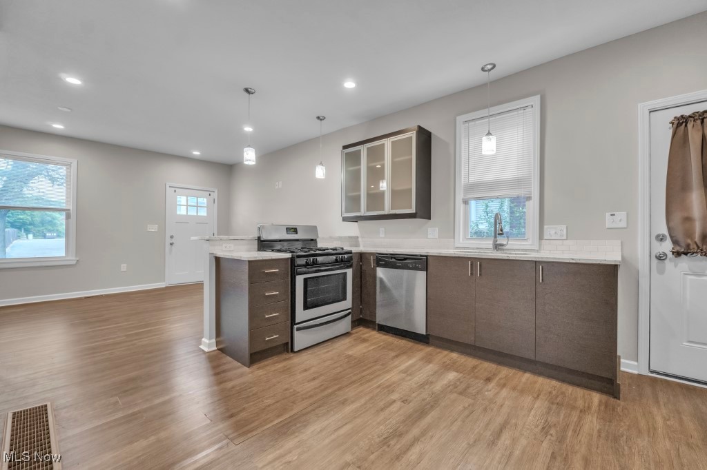 1262-1264 W 65th Street
