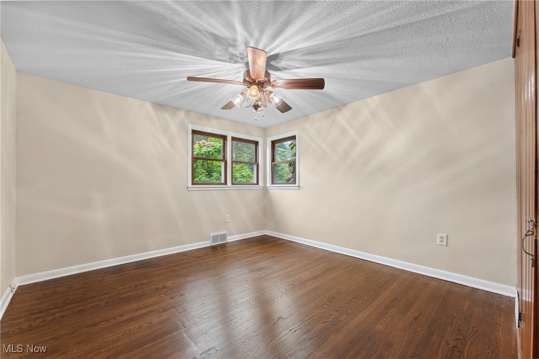 6525 Wales Avenue, Massillon, Ohio image 22
