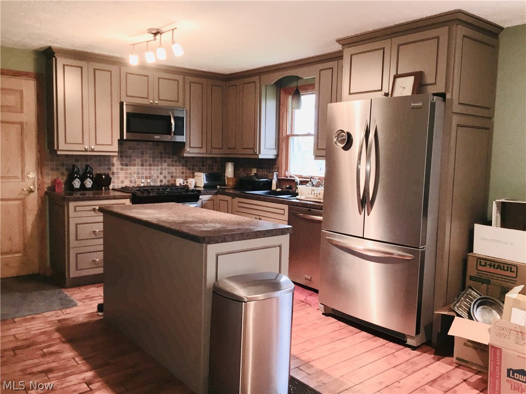 Arlington Meadows - Residential