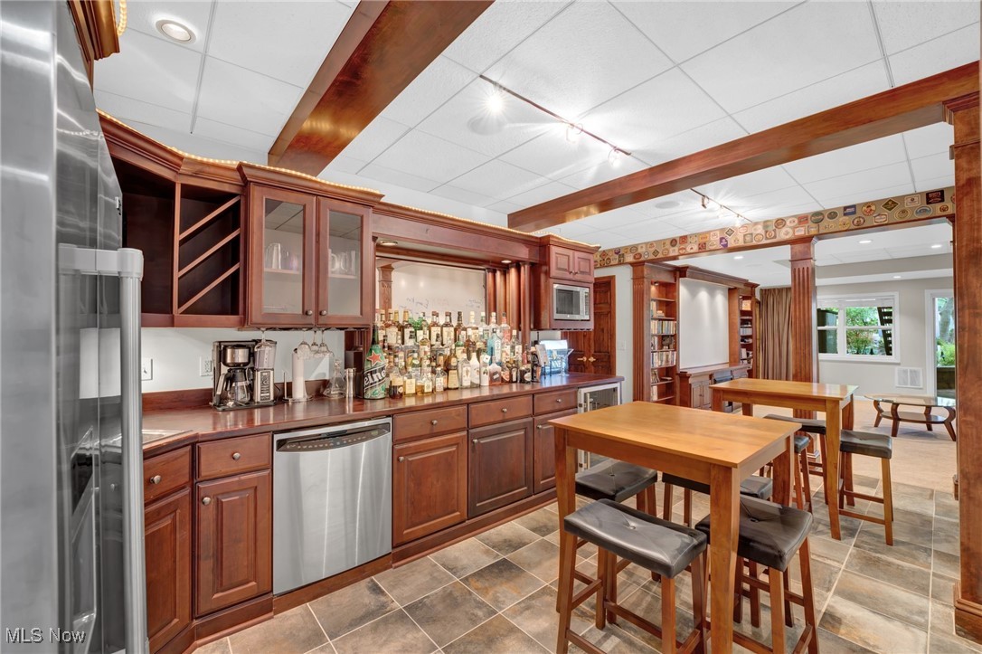 1025 Cedarwood Lane, Medina, Ohio image 41