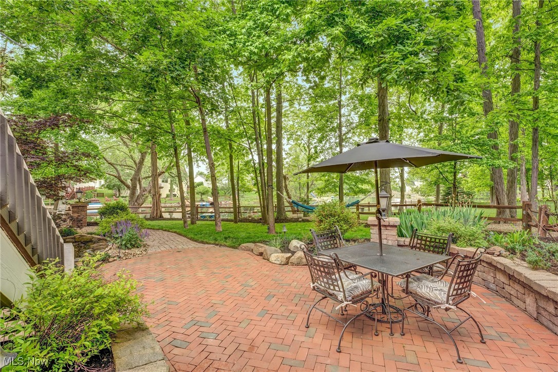 1025 Cedarwood Lane, Medina, Ohio image 10