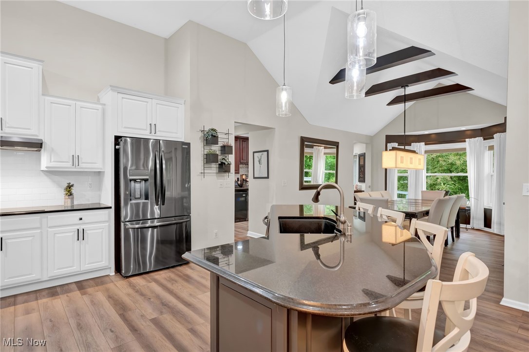 1025 Cedarwood Lane, Medina, Ohio image 16