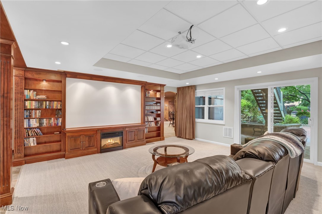 1025 Cedarwood Lane, Medina, Ohio image 38