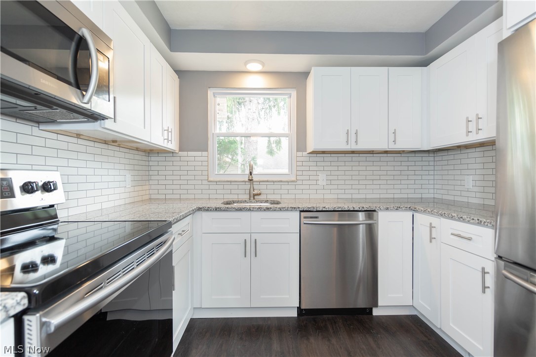 Village/Highland Heights 01 - Residential