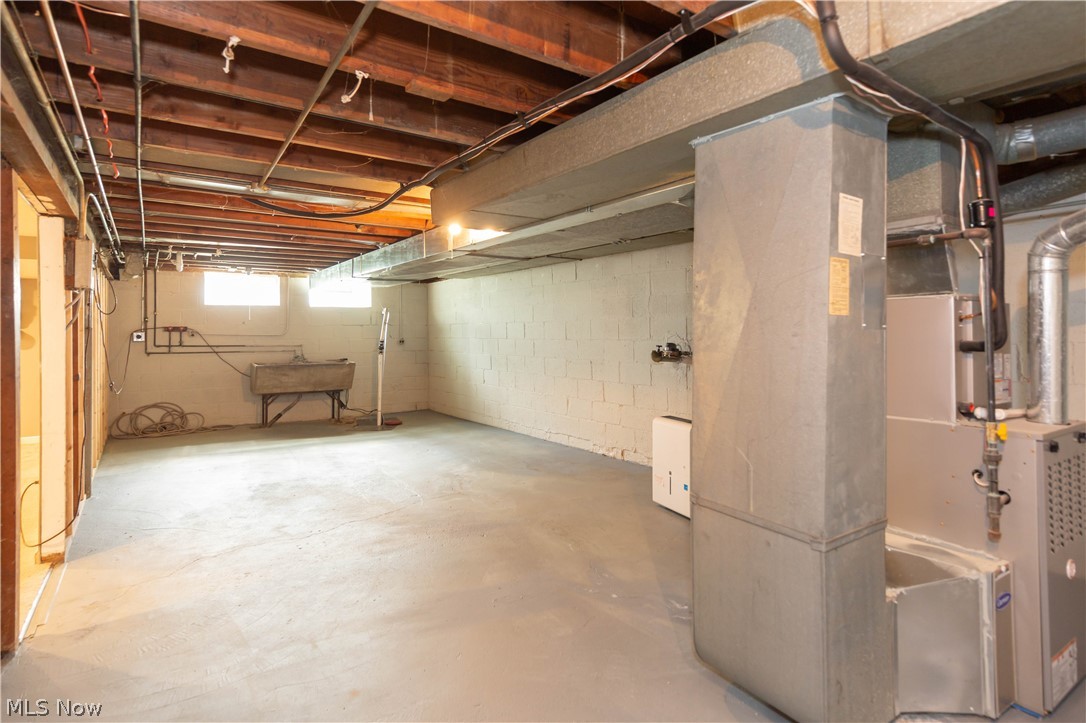 Village/Highland Heights 01 - Residential