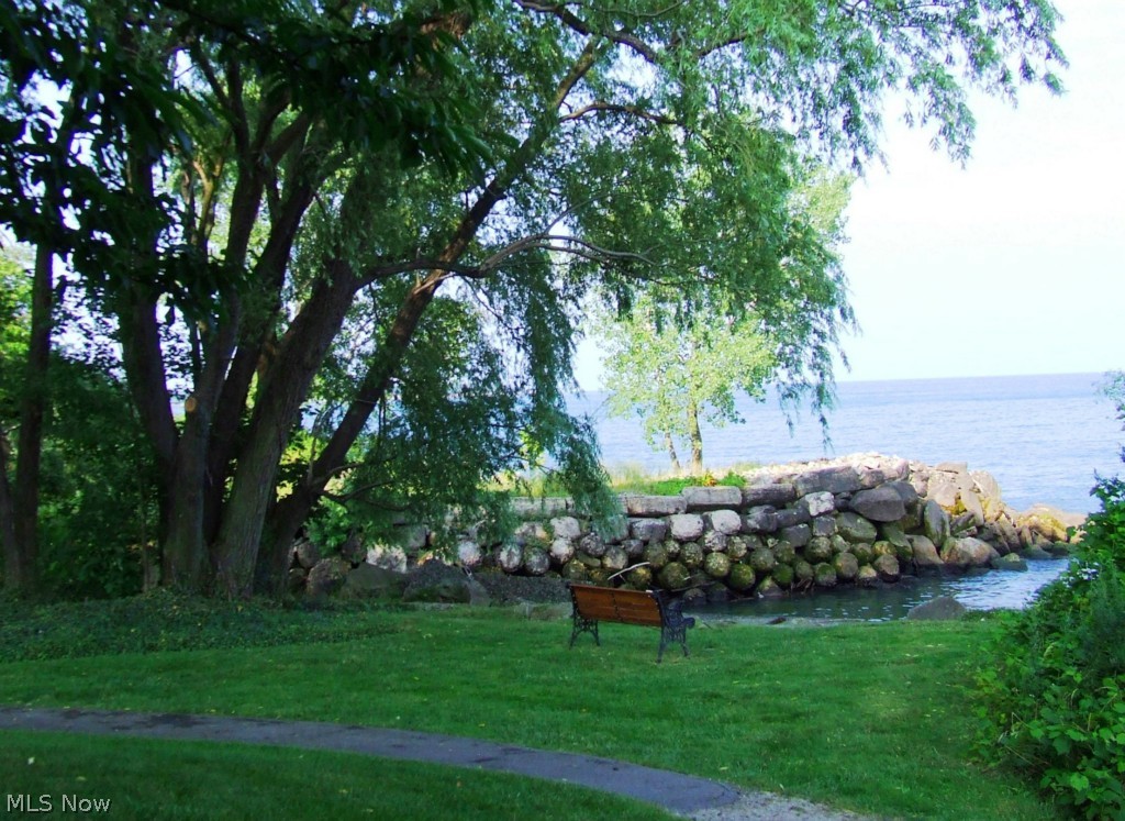 Bratenahl Place Condo - Residential