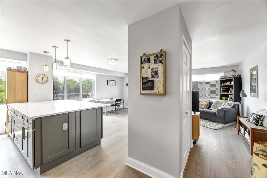 Marine Towers East - Residential