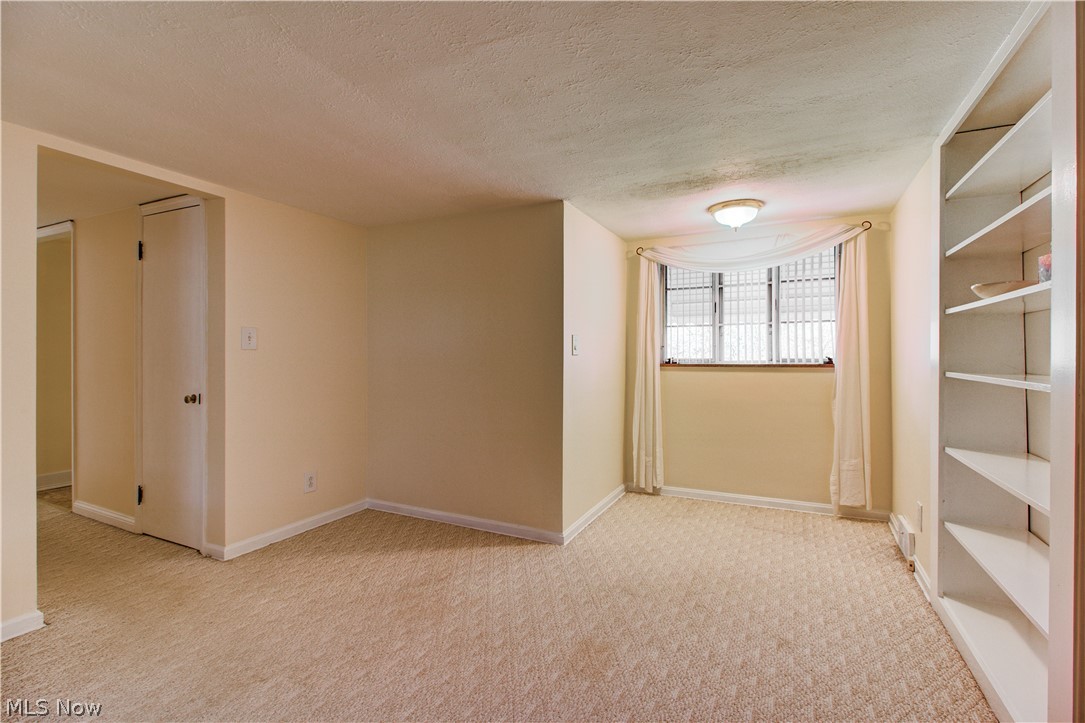 Royalton Sec 01 - Residential Income