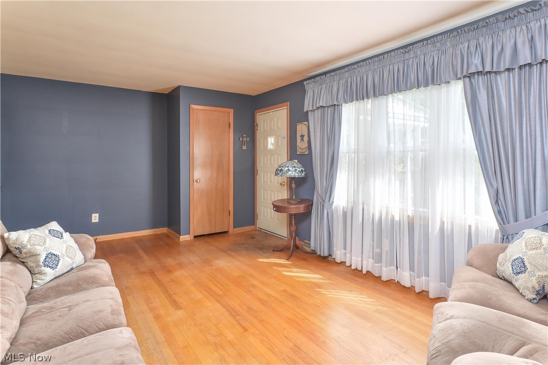 Old Orchard #3 - Residential