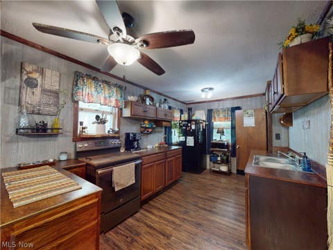 Tiny photo for 500 Pennock Street, Minerva, OH 44657 (MLS # 5221968)