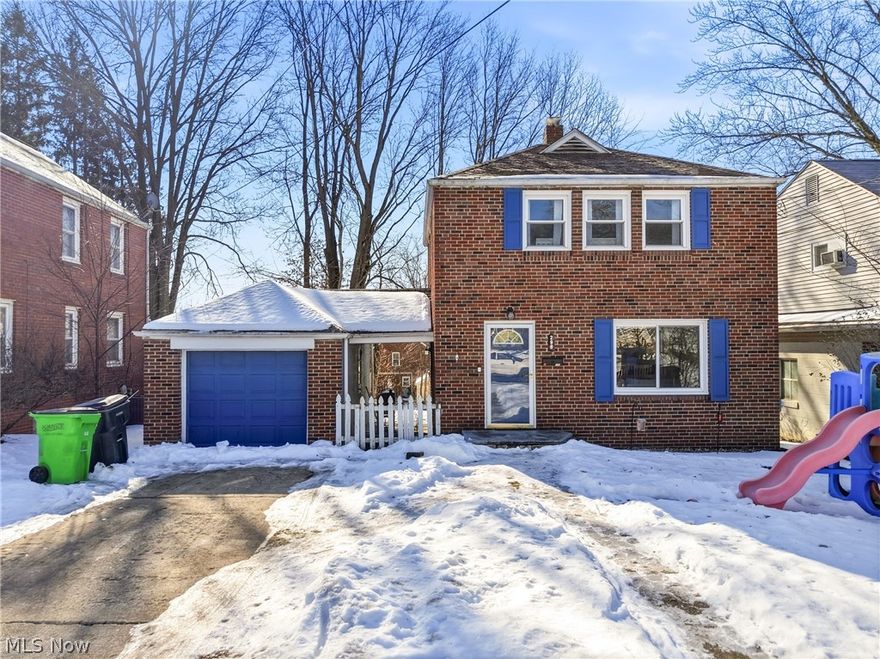 Welcome home to 298 E Ford Ave in Barberton, a charming and well-maintained 2-bedroom, 1-bath colonial-style home that offers classic character and everyday comfort. This inviting residence features a functional layout with spacious living areas, perfect for relaxing or entertaining. Outside, you’ll find a 1-car detached garage and a fully fenced backyard, ideal for pets, play, or enjoying outdoor gatherings. Whether you’re a first-time buyer, right-sizing, or looking for a great investment opportunity, this home is move-in ready and full of potential. Conveniently located near local amenities, parks, and shopping. Don’t miss your opportunity to make this one yours. Schedule your private showing today!